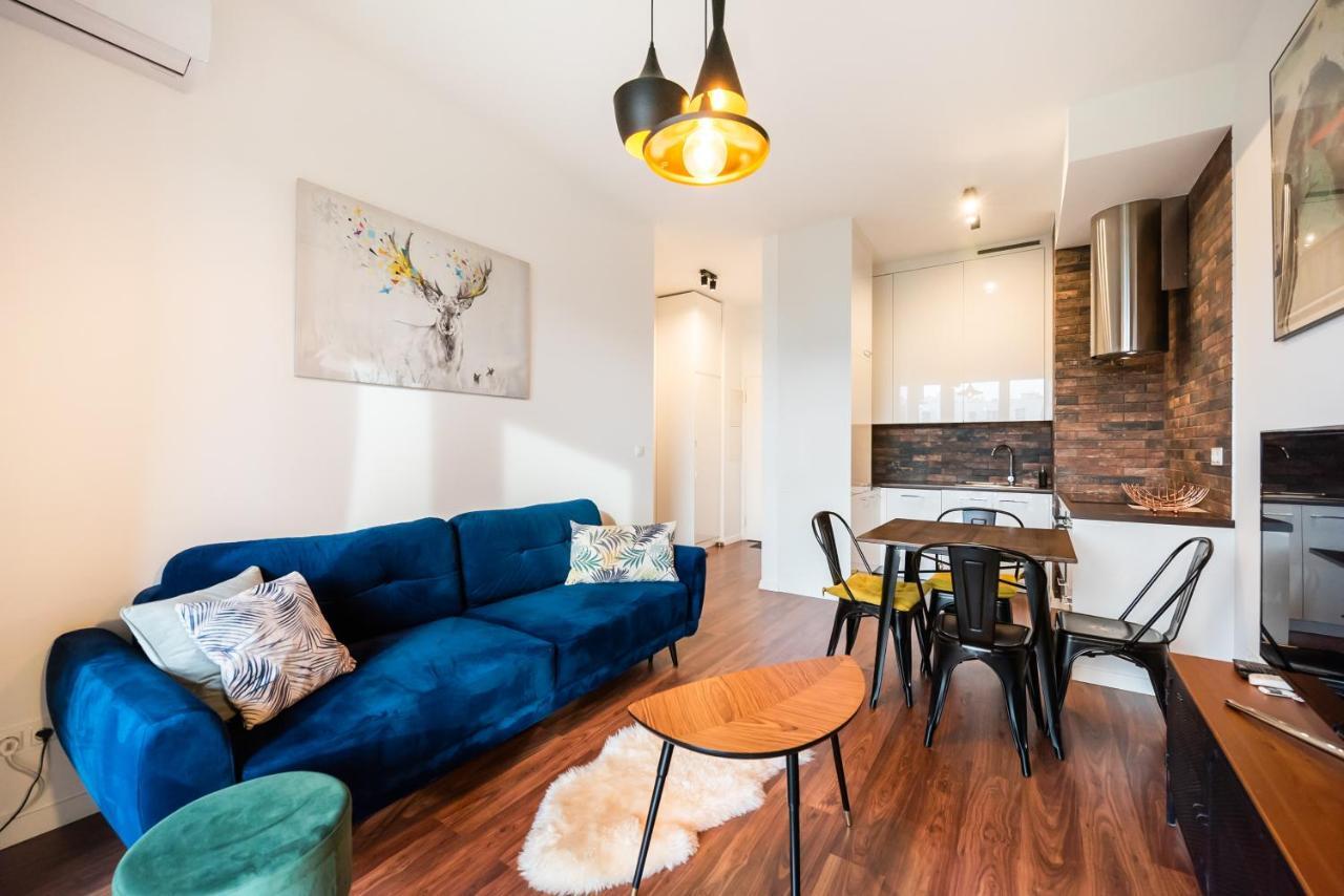 Navy Blue Appartement